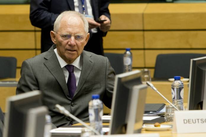 Το «δακρύβρεχτο» αντίο του ΣΚΑΪ στον Σόιμπλε (βίντεο)